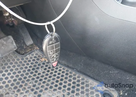 2015 Jeep Cherokee Latitude z USA, uszkodzony, nr VIN 1C4PJMCSXFW565538